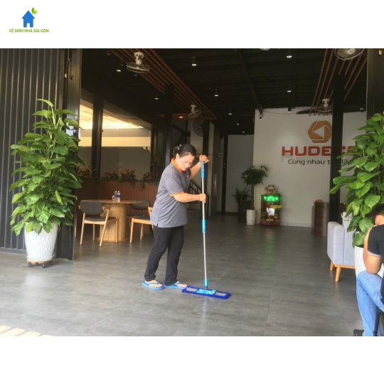 DỊCH VỤ VỆ SINH VĂN PHÒNG HCM